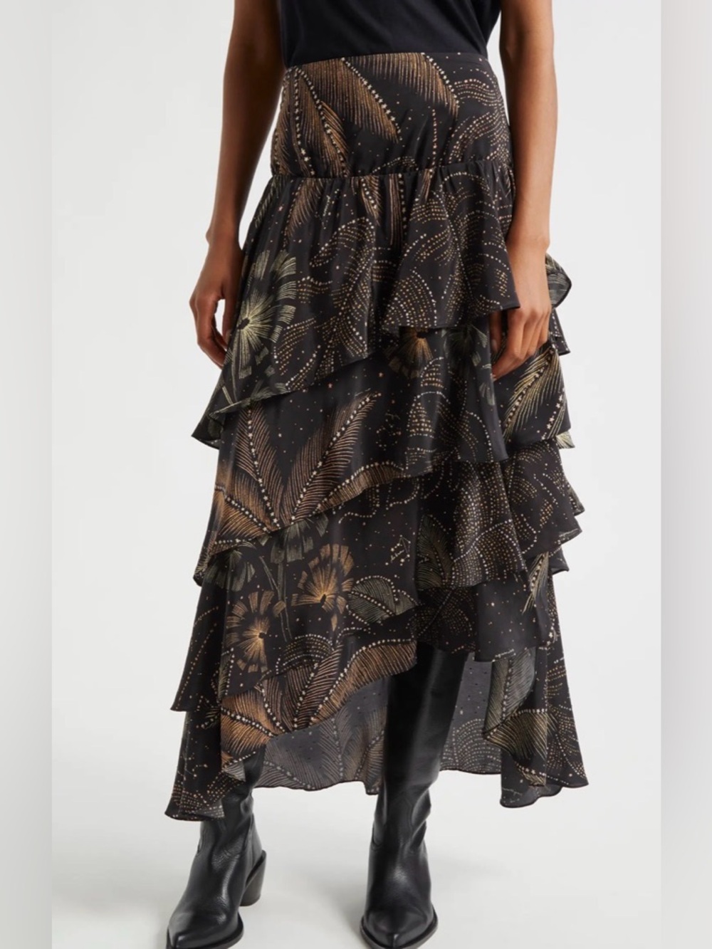 Farm Rio Golden Foliage Layered Ruffle
Maxi Skirt black sz L whimsigoth